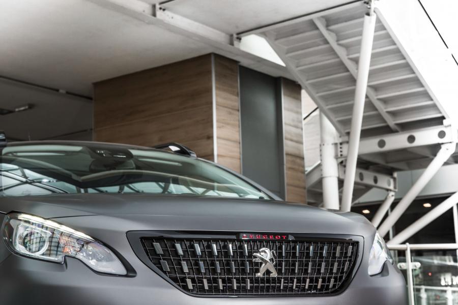 Детали экстерьера Peugeot 2008 Black Matt 2017 года  (фото 8 из 32)